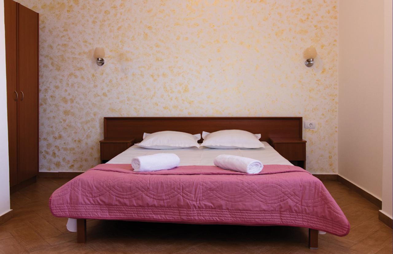 Apartments Kan Ulcinj Exterior photo